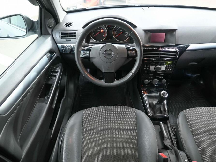 Opel Astra H Рестайлинг Ростов-на-Дону  - изображение 9