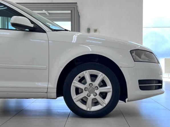 Audi A3 II (8P) Рестайлинг 2 с пробегом 2012 года, цена 920 000 рублей, 176134 км, хэтчбек, Автокод Объявления