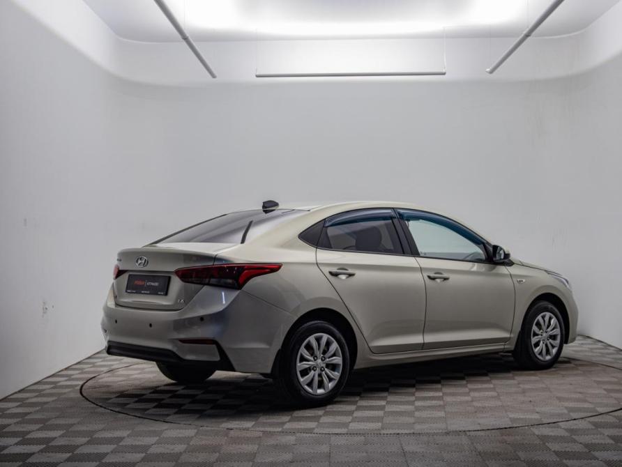 Hyundai Solaris II Москва  - изображение 5