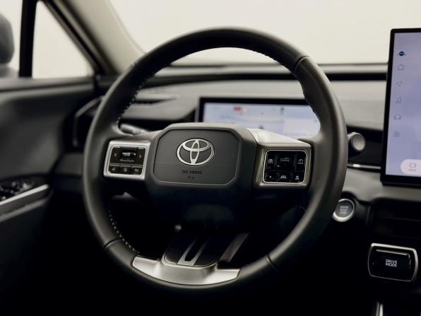 Toyota RAV4 VI (XA60) с пробегом 2026 года, цена 4 400 000 рублей, 20 км, внедорожник, Автокод Объявления