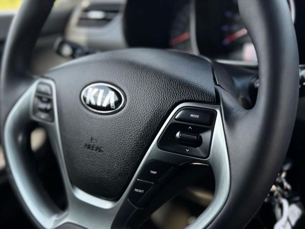Kia Rio III Рестайлинг с пробегом 2015 года, цена 1 159 000 рублей, 91254 км, хэтчбек, Автокод Объявления
