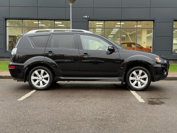 Mitsubishi Outlander II Рестайлинг с пробегом 2009 года, цена 929 000 рублей, 299002 км, внедорожник, Автокод Объявления