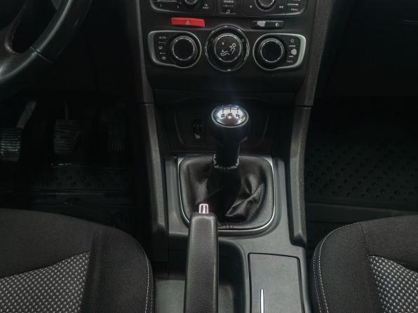Citroen C4 II с пробегом 2015 года, цена 879 900 рублей, 88000 км, седан, Автокод Объявления