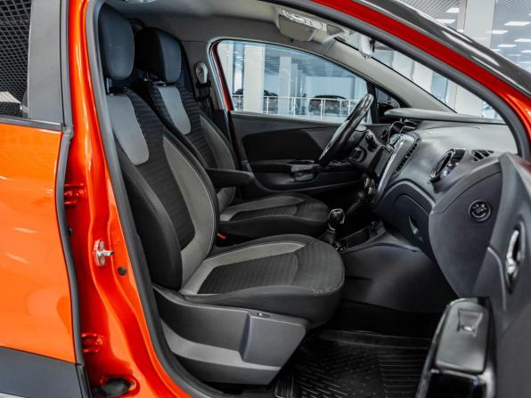 Renault Kaptur I с пробегом 2016 года, цена 1 221 000 рублей, 133563 км, внедорожник, Автокод Объявления
