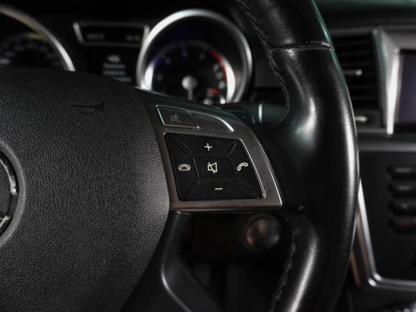 Mercedes-Benz M-Класс III (W166) с пробегом 2013 года, цена 2 425 000 рублей, 176552 км, внедорожник, Автокод Объявления