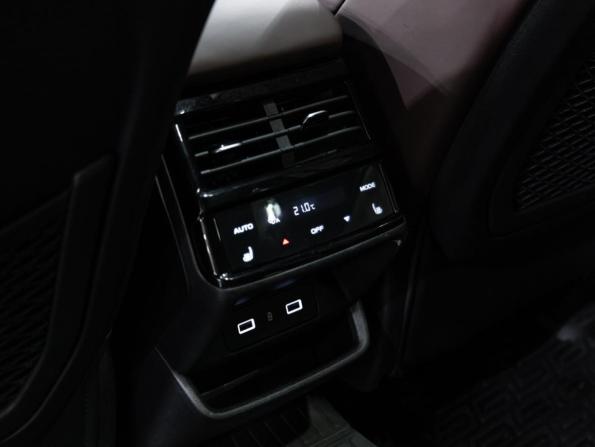 Geely Monjaro I с пробегом 2023 года, цена 3 199 700 рублей, 59004 км, внедорожник, Автокод Объявления