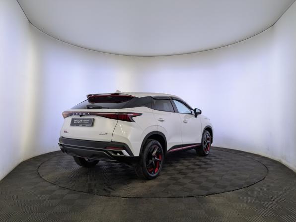 Omoda C5 I Рестайлинг с пробегом 2024 года, цена 2 090 000 рублей, 33931 км, внедорожник, Автокод Объявления