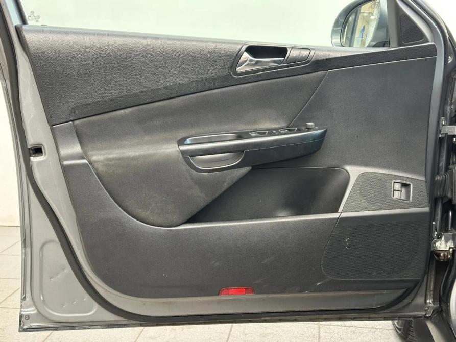 Volkswagen Passat B6 Барнаул  - изображение 21