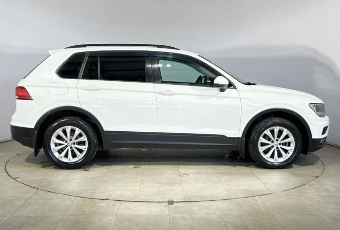 Volkswagen Tiguan II с пробегом 2018 года, цена 1 790 000 рублей, 85098 км, внедорожник, Автокод Объявления
