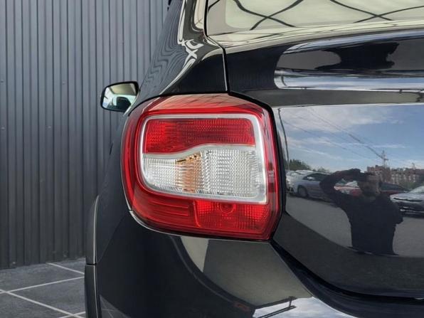 Renault Logan II Рестайлинг с пробегом 2021 года, цена 1 057 000 рублей, 57044 км, седан, Автокод Объявления