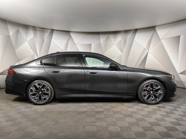 BMW 5 серии VIII (G60/G61/G68) с пробегом 2024 года, цена 6 500 000 рублей, 95725 км, седан, Автокод Объявления