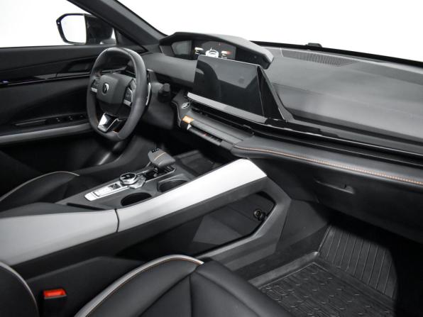 Changan UNI-V I с пробегом 2024 года, цена 2 315 000 рублей, 25918 км, лифтбек, Автокод Объявления