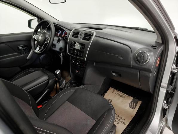 Renault Sandero II Рестайлинг с пробегом 2021 года, цена 1 350 000 рублей, 31095 км, хэтчбек, Автокод Объявления