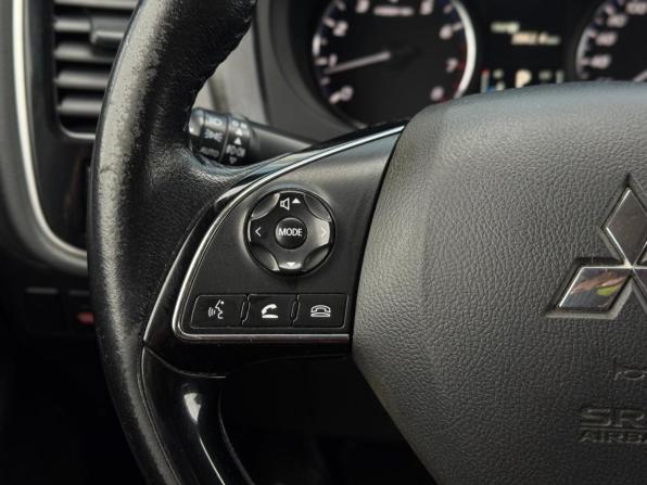 Mitsubishi Outlander III Рестайлинг 2 с пробегом 2015 года, цена 1 890 000 рублей, 151170 км, внедорожник, Автокод Объявления