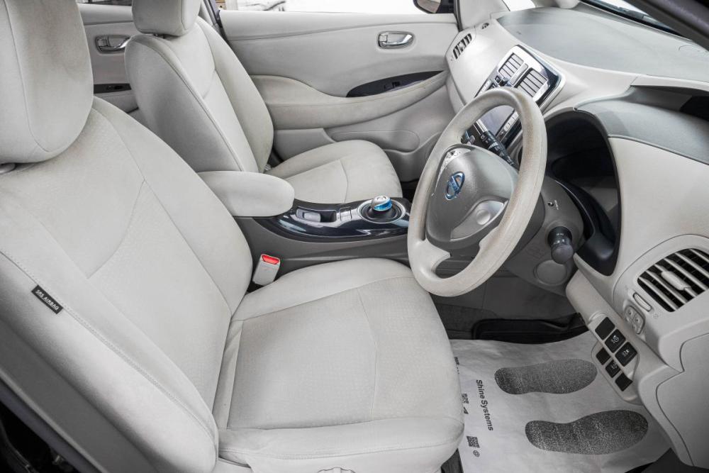 Nissan Leaf I (ZE0/AZE0) Барнаул  - изображение 9