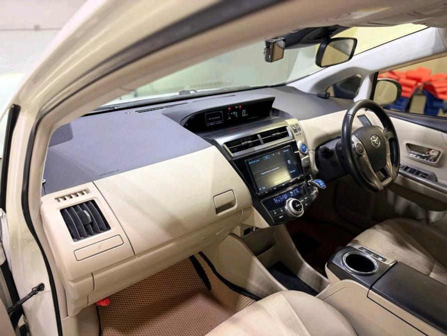 Toyota Prius Alpha I (ZVW40/41) Рестайлинг Новосибирск  - изображение 14