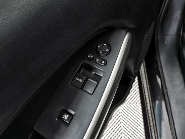 Mazda 2 II Рестайлинг (DE2) с пробегом 2012 года, цена 735 000 рублей, 153071 км, хэтчбек, Автокод Объявления