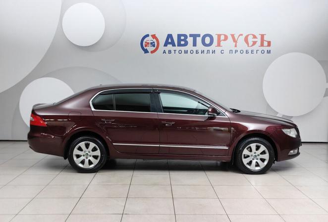 Skoda Superb II с пробегом 2012 года, цена 858 000 рублей, 200000 км, лифтбек, Автокод Объявления