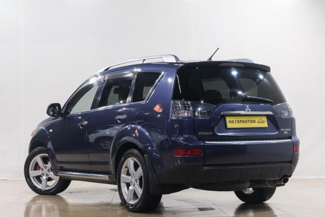 Mitsubishi Outlander II с пробегом 2008 года, цена 1 199 000 рублей, 220000 км, внедорожник, Автокод Объявления