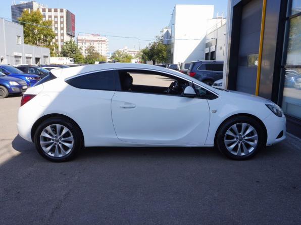 Opel Astra J Рестайлинг с пробегом 2012 года, цена 840 000 рублей, 111500 км, хэтчбек, Автокод Объявления