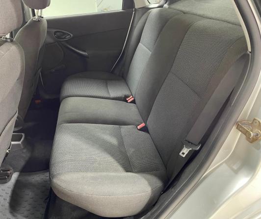 Ford Focus I Рестайлинг с пробегом 2005 года, цена 240 000 рублей, 290000 км, седан, Автокод Объявления