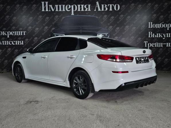 Kia Optima IV Рестайлинг с пробегом 2018 года, цена 1 100 000 рублей, 196000 км, седан, Автокод Объявления