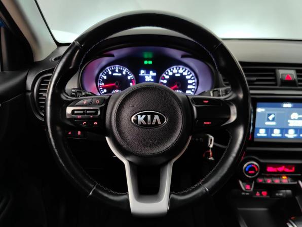 Kia Rio IV с пробегом 2018 года, цена 1 309 000 рублей, 139200 км, седан, Автокод Объявления