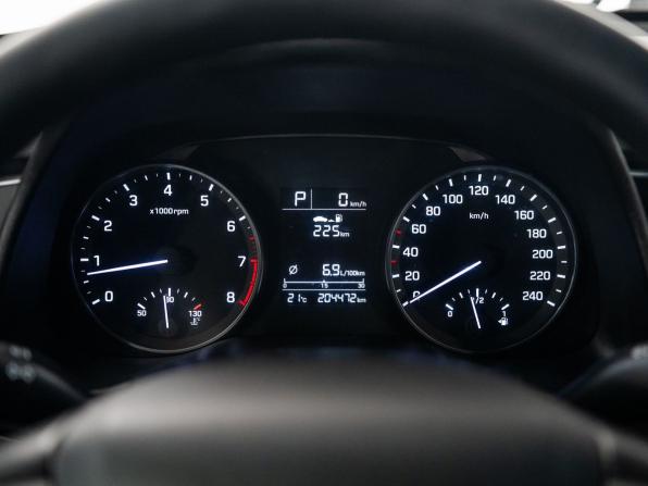 Hyundai Elantra VI (AD) Рестайлинг с пробегом 2018 года, цена 1 300 000 рублей, 204472 км, седан, Автокод Объявления