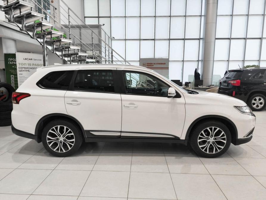 Mitsubishi Outlander III Рестайлинг 2 Казань  - изображение 5