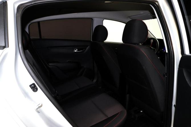 Kia Rio IV Рестайлинг с пробегом 2021 года, цена 1 797 000 рублей, 48000 км, хэтчбек, Автокод Объявления