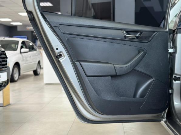 Skoda Rapid II с пробегом 2021 года, цена 1 190 000 рублей, 230000 км, лифтбек, Автокод Объявления