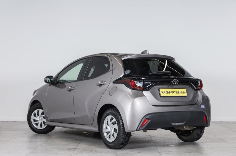 Toyota Yaris IV Новосибирск  - изображение 5