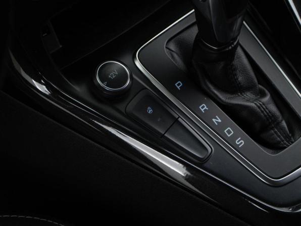 Ford Focus III Рестайлинг с пробегом 2016 года, цена 1 339 111 рублей, 92577 км, седан, Автокод Объявления