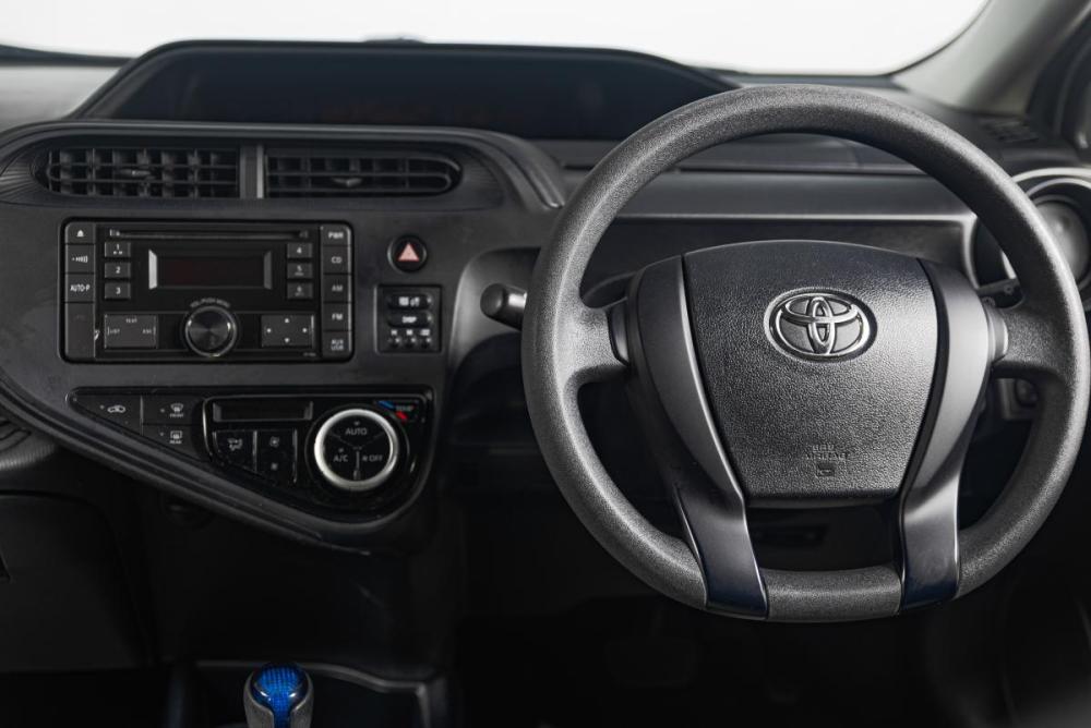 Toyota Aqua I Рестайлинг 2 Томск  - изображение 12