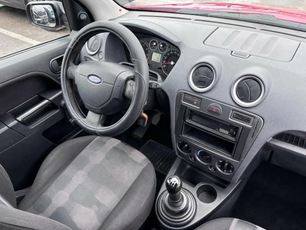 Ford Fusion I Рестайлинг с пробегом 2007 года, цена 357 000 рублей, 186446 км, хэтчбек, Автокод Объявления