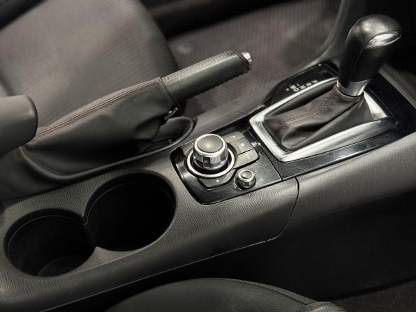 Mazda 3 III (BM) с пробегом 2014 года, цена 1 295 000 рублей, 179000 км, седан, Автокод Объявления