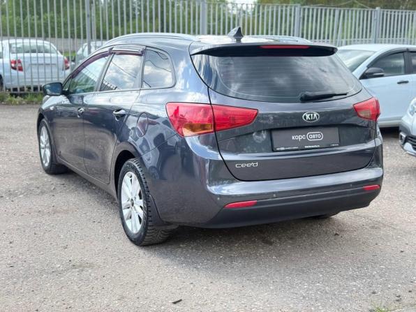 Kia Ceed II Рестайлинг с пробегом 2018 года, цена 1 248 400 рублей, 159581 км, универсал, Автокод Объявления