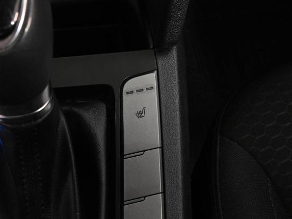 Hyundai Elantra VI (AD) Рестайлинг с пробегом 2019 года, цена 1 719 000 рублей, 98289 км, седан, Автокод Объявления