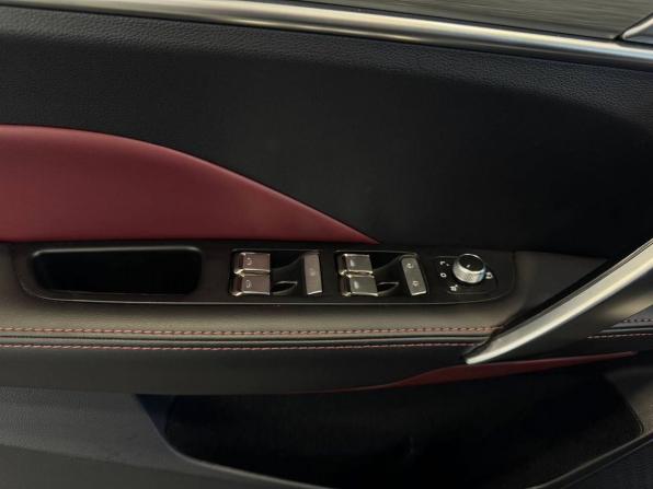 Geely Coolray I Рестайлинг с пробегом 2023 года, цена 2 149 900 рублей, 59900 км, внедорожник, Автокод Объявления