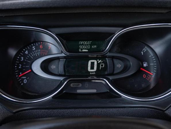 Renault Kaptur I с пробегом 2017 года, цена 1 350 000 рублей, 112767 км, внедорожник, Автокод Объявления