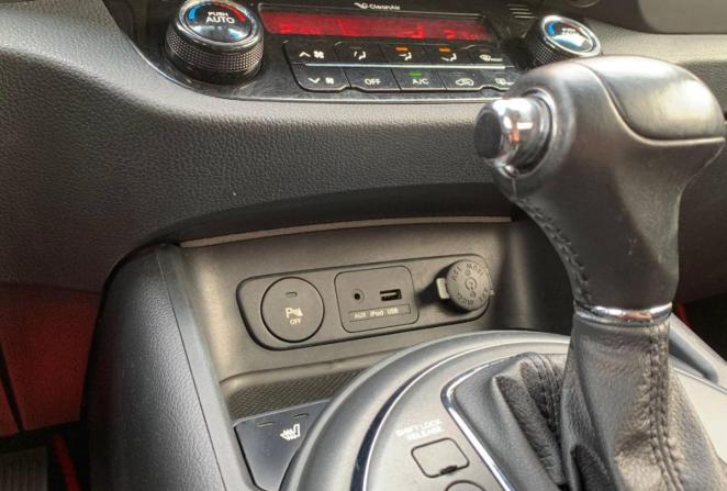 Kia Sportage III с пробегом 2012 года, цена 1 260 000 рублей, 130000 км, внедорожник, Автокод Объявления