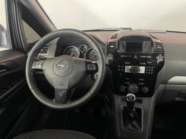 Opel Zafira B Рестайлинг с пробегом 2008 года, цена 423 000 рублей, 330800 км, минивэн, Автокод Объявления