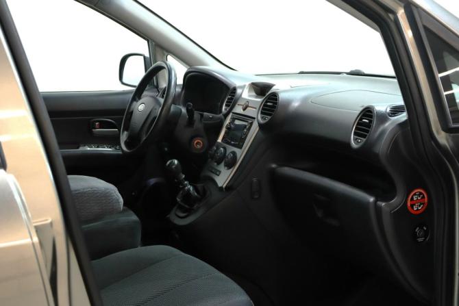 Kia Carens II (UN) с пробегом 2009 года, цена 630 000 рублей, 172048 км, минивэн, Автокод Объявления