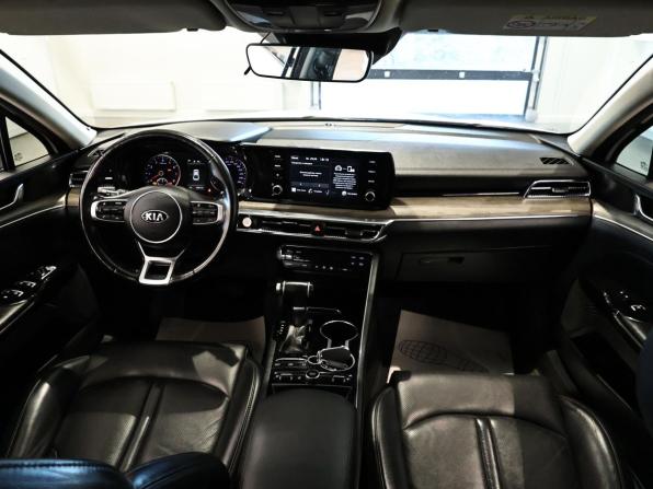Kia K5 III с пробегом 2021 года, цена 2 680 000 рублей, 69918 км, седан, Автокод Объявления