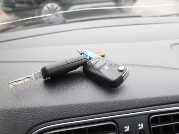 Volkswagen Polo V с пробегом 2012 года, цена 674 000 рублей, 180000 км, седан, Автокод Объявления