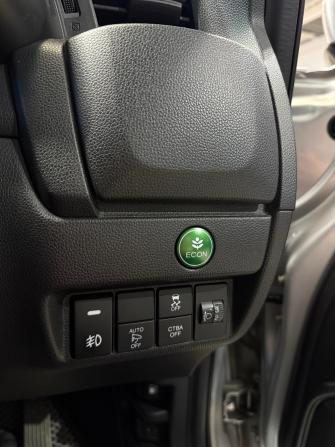 Honda Fit III с пробегом 2016 года, цена 1 159 000 рублей, 140380 км, хэтчбек, Автокод Объявления