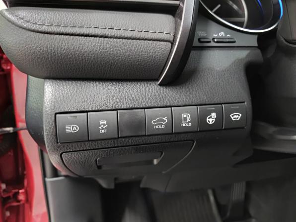 Toyota Camry VIII (XV70) Рестайлинг с пробегом 2021 года, цена 3 390 000 рублей, 27680 км, седан, Автокод Объявления