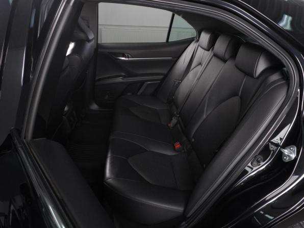 Toyota Camry VIII (XV70) Рестайлинг с пробегом 2022 года, цена 3 299 000 рублей, 136025 км, седан, Автокод Объявления