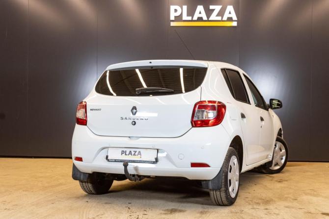Renault Sandero II с пробегом 2015 года, цена 649 000 рублей, 128598 км, хэтчбек, Автокод Объявления