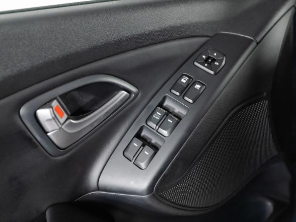 Hyundai ix35 I Рестайлинг с пробегом 2014 года, цена 1 479 000 рублей, 163656 км, внедорожник, Автокод Объявления